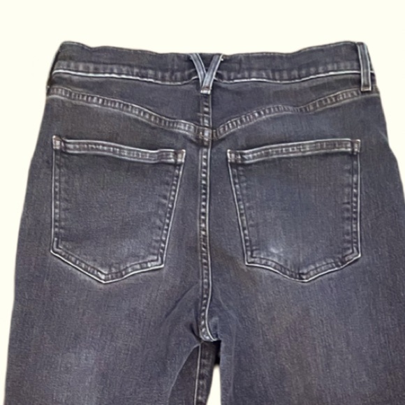 Veronica Beard Joey Straight Leg High Rise Raw Hem Ankle Black Denim Jean Sz 29 - Picture 5 of 8